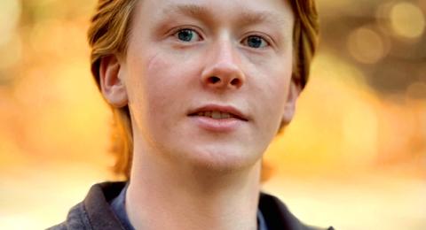 Headshot of UNH alumni Ian Moore