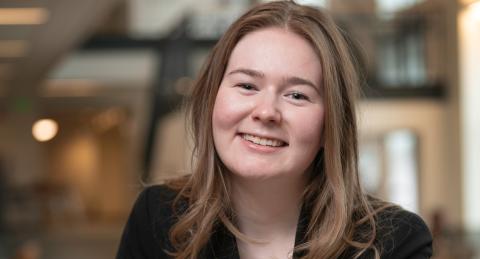 Taylor Donnelly headshot