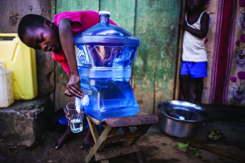 Jibu tapped UNH expertise to expand its affordable drinking water franchises to five countries throughout East Africa. Photo by Sandro di Carlo Darsa (TIGRE).